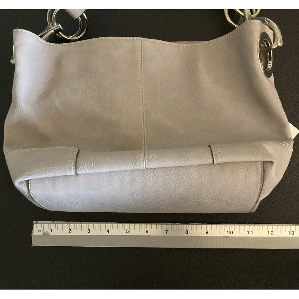 New Americana Purse Beige Pebbled Faux Leather‎ Handbag Pockets Shoulder Strap